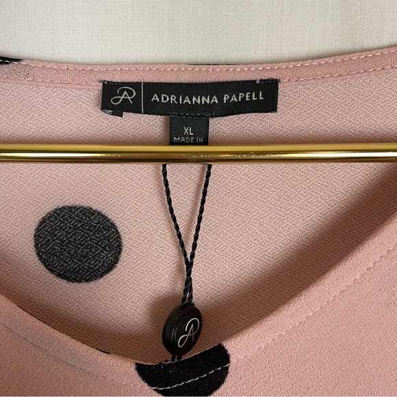 ⭐️2/$20 NWT Adrianna Papell Polka Dot Blouse - Picture 11 of 16